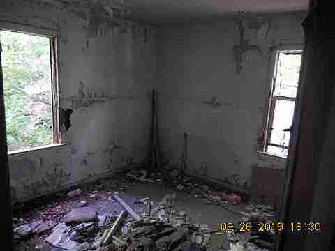 11708 Winthrop (22)_m.jpg